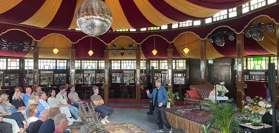 d321140d-2556-484c-8bbd-730577997d8e